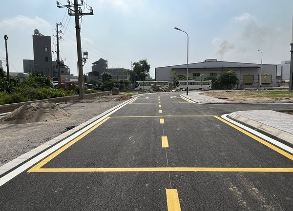 Đường nội bộ khu chung cư GoldenPark
